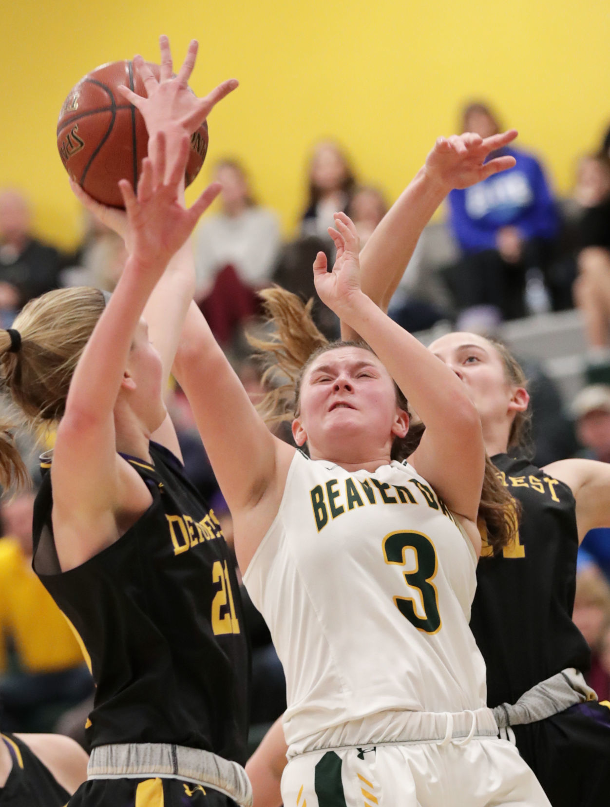 Beaver Dam 62, DeForest 40